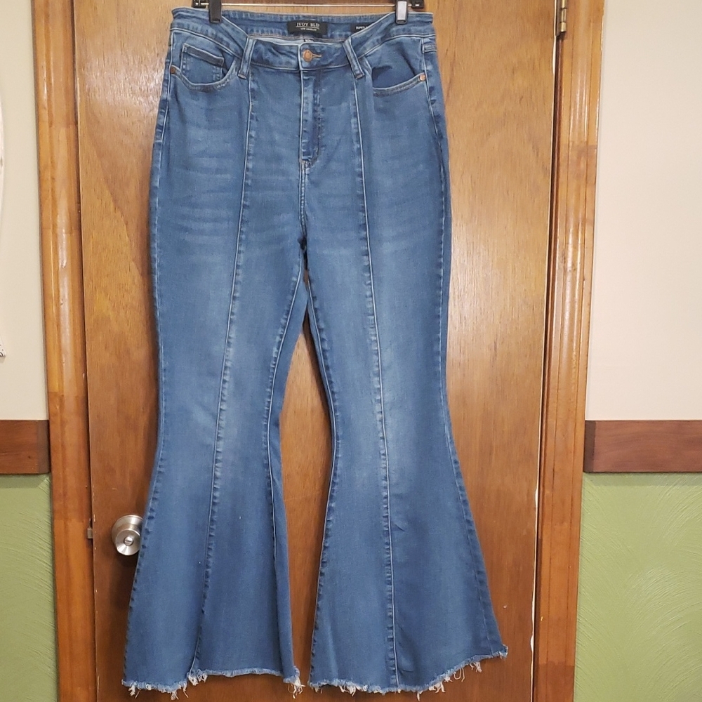 Judy Blue Medium Wash High-Rise Super Flare Jeans